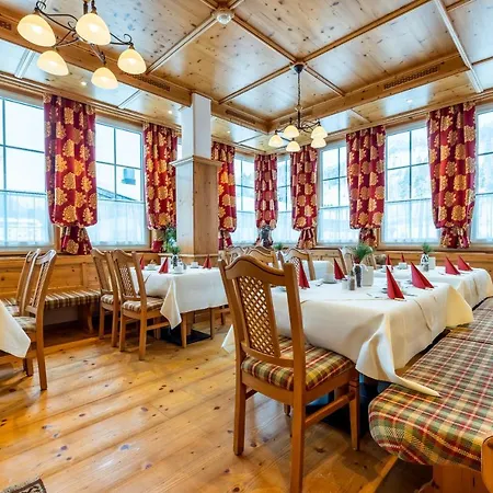 Breitlehenalm מלון אוברטאורן