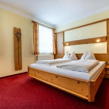 Breitlehenalm اوبرتاورن