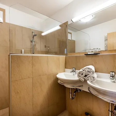 Breitlehenalm فندق اوبرتاورن